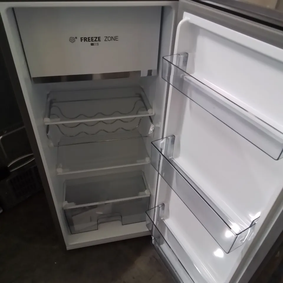 HISENSE 52CM WIDE FREESTANDING FRIDGE WITH FREEZER COMPARTMENT IN SILVER -COLLECTION ONLY-
