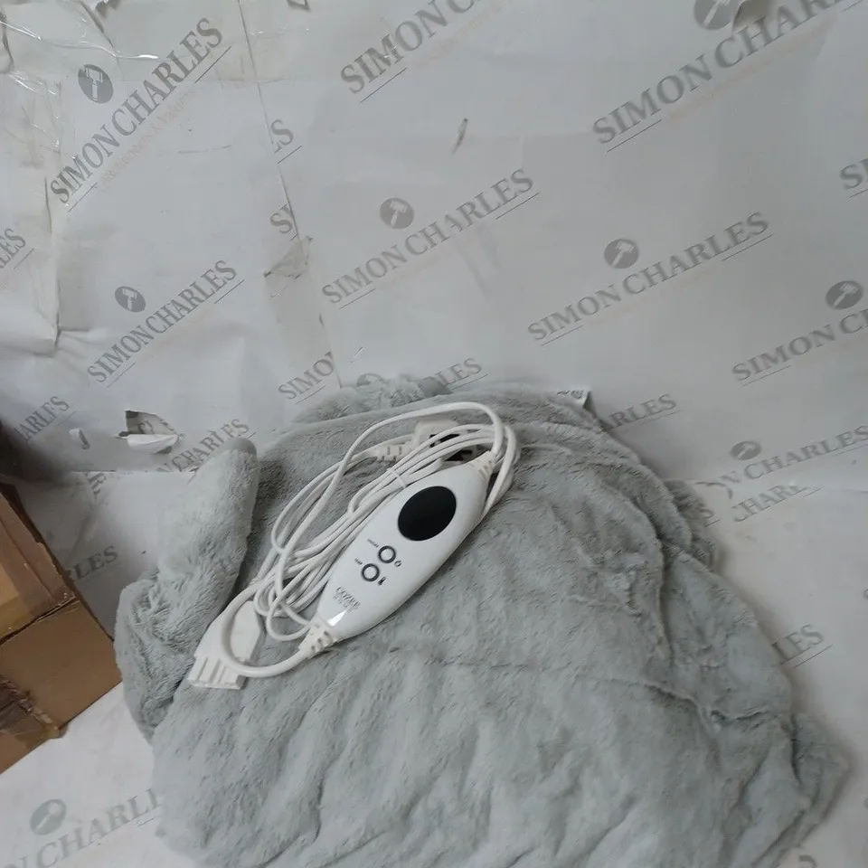 COZEE HOME VELVETSOFT HEATED THROW IN LIGHT GREY