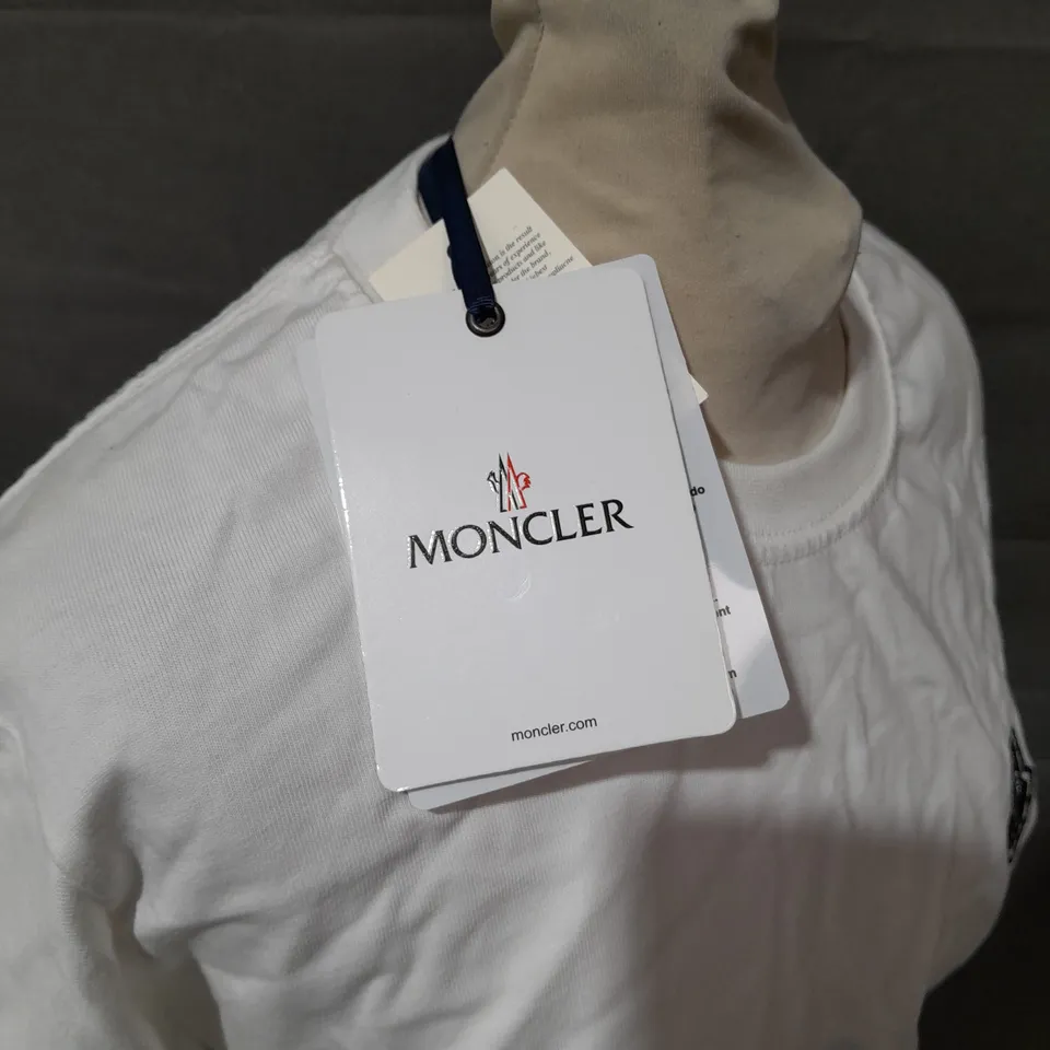 MONCLER WHITE CASUAL T-SHIRT - LARGE