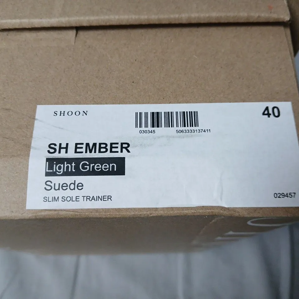 BOXED PAIR OF SHOON EMBER SUEDE SLIM SOLE TRAINERS IN LIGHT GREEN - UK 7