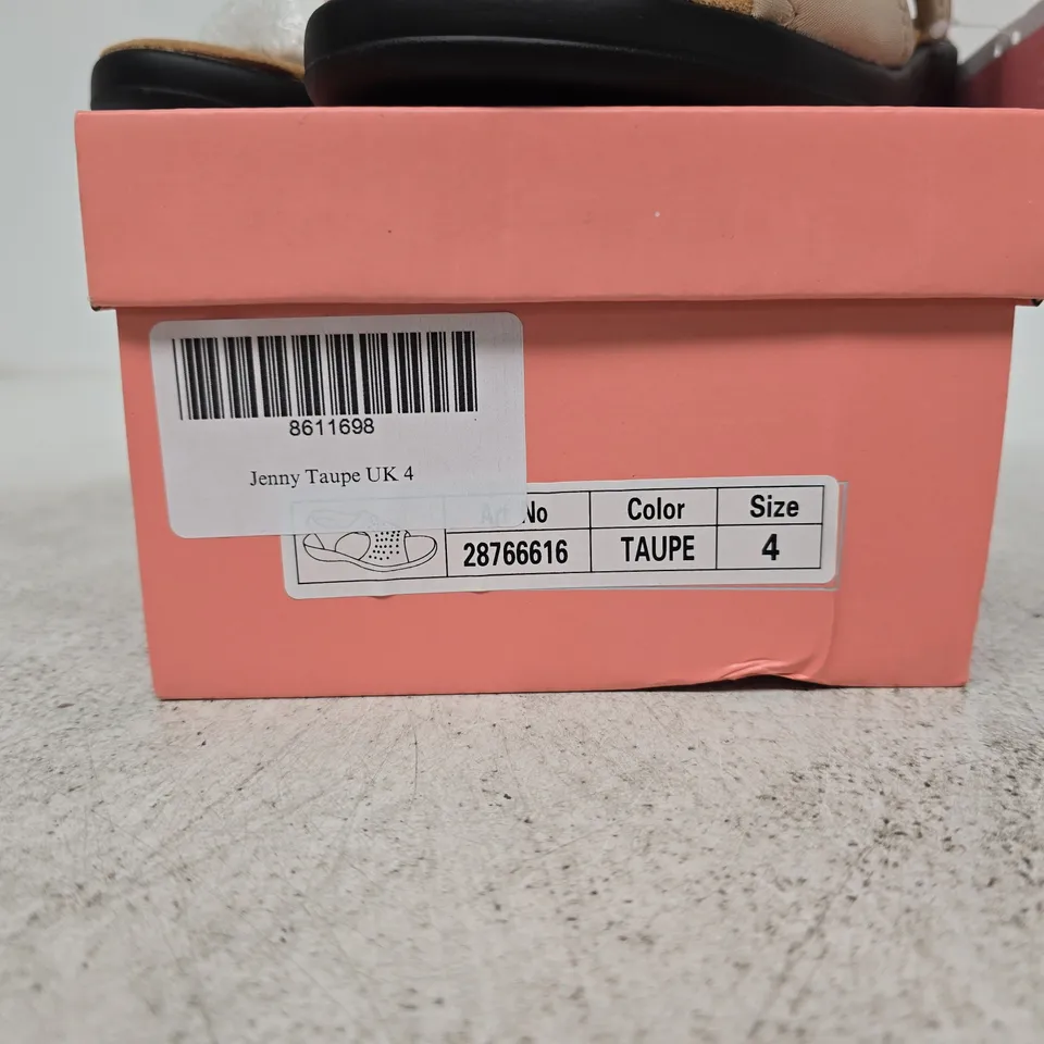 DR LIGHTFOOT JENNY SHOES TAUPE UK 4 BOXED