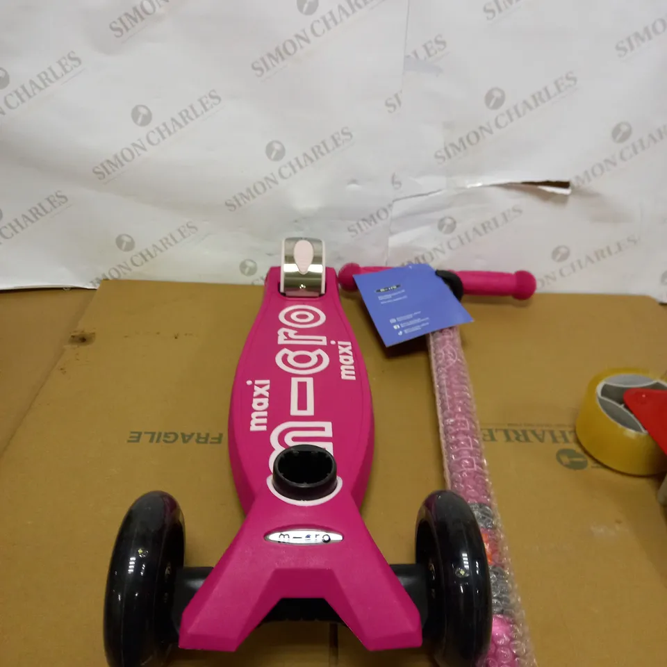 BOXED MICRO SCOOTER MAXI DELUXE LED PINK RRP £144.99