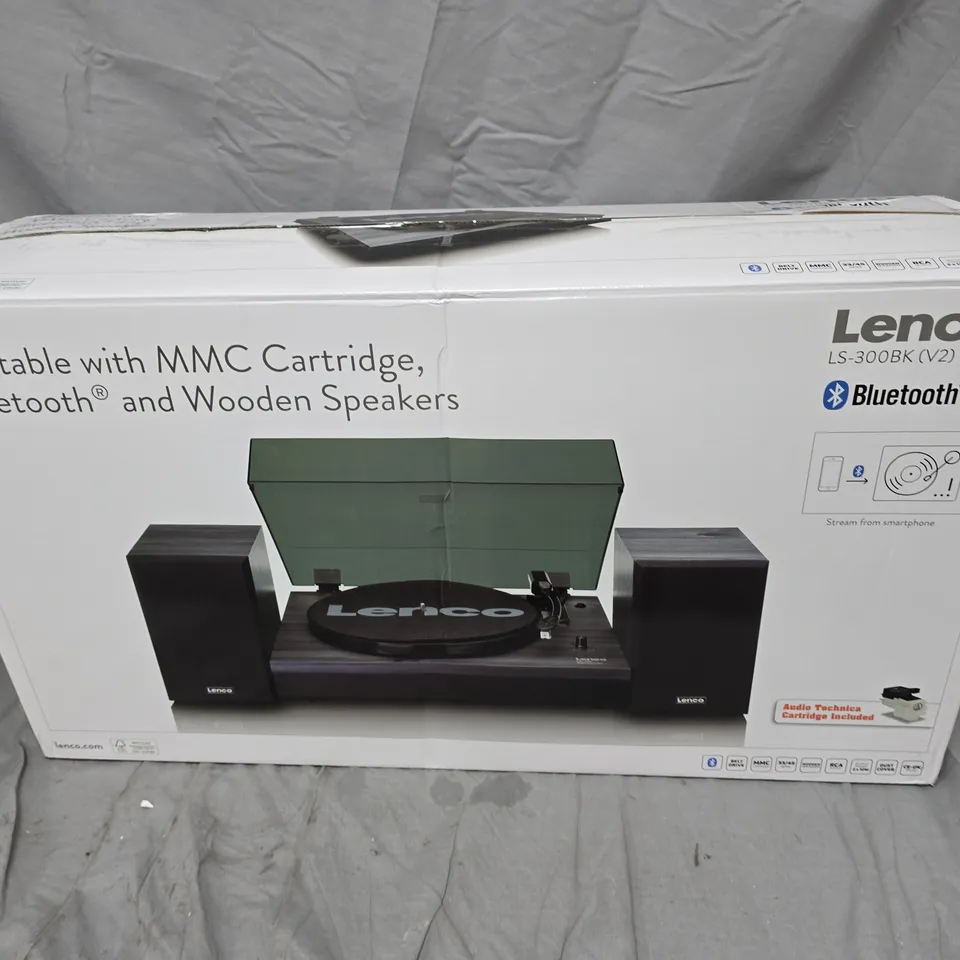 LENCO LS-300BK TURNTABLE WITH BLUETOOTH & WOODEN SPEAKERS – BOXED