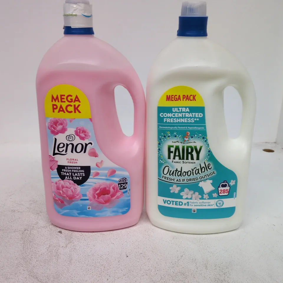 TOTE OF APPROXIMATELY 4 ASSORTED ITEMS TO INCLUDE LENOR MEGA PACK, FAIRY MEGA PACK ETC