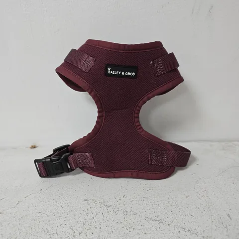 BAILEY & COCO DOG HARNESS – BURGUNDY