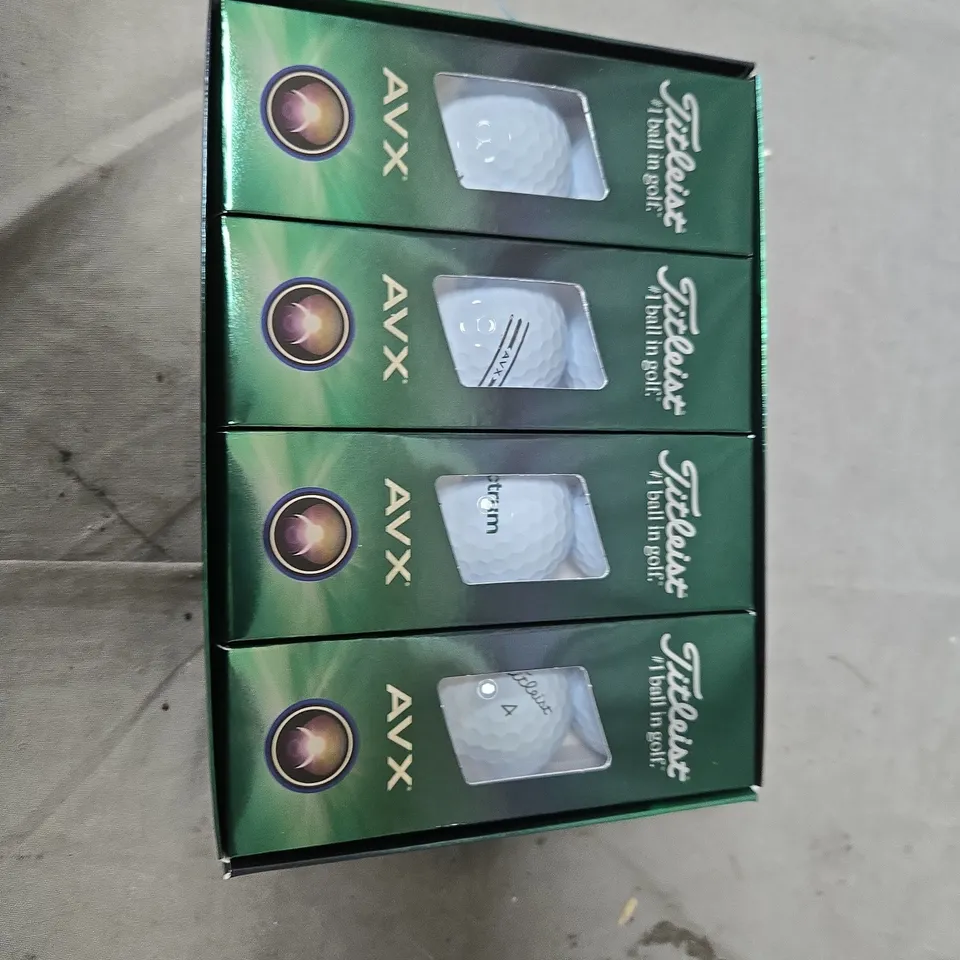TITLEIST AVX GOLF BALLS – SET OF 12 BALLS
