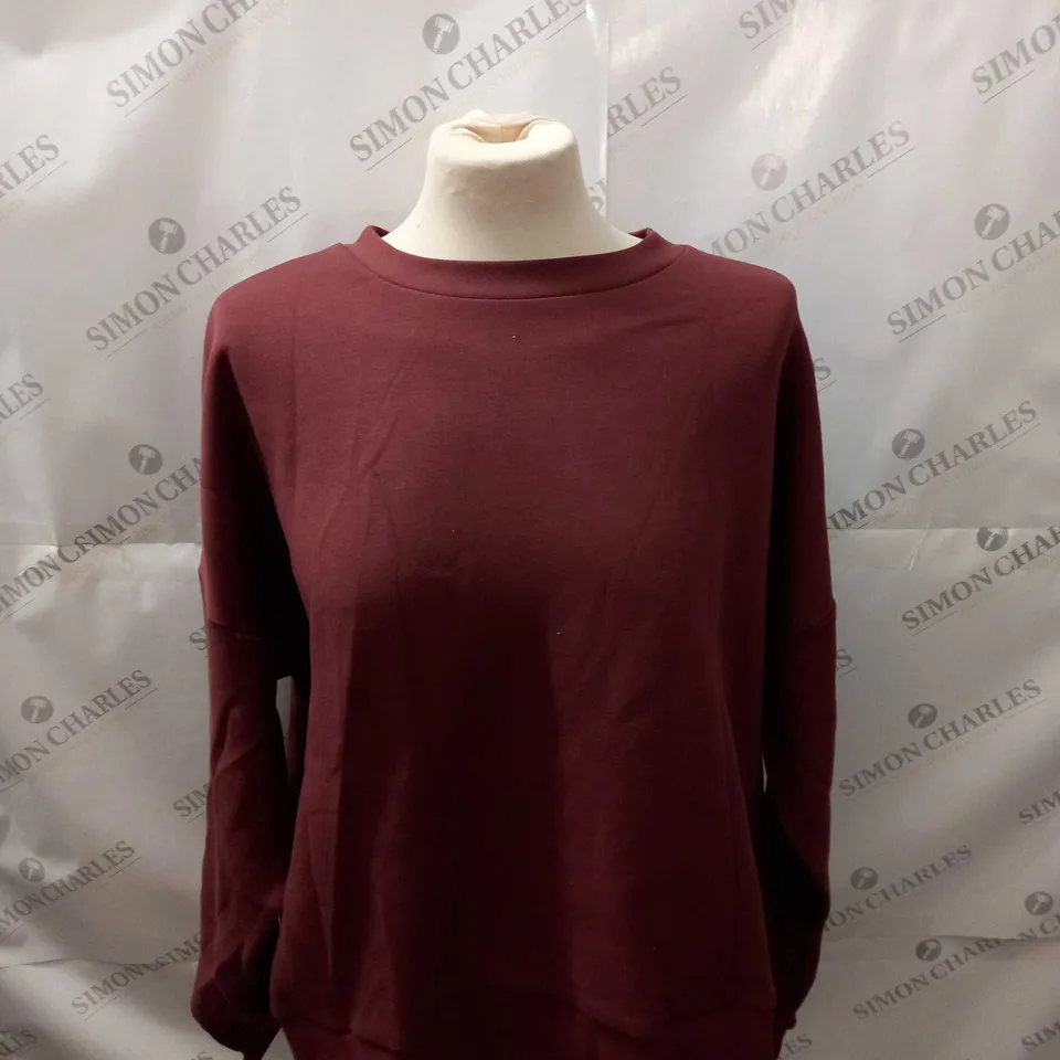 GYMSHARK JUMPER SIZE M