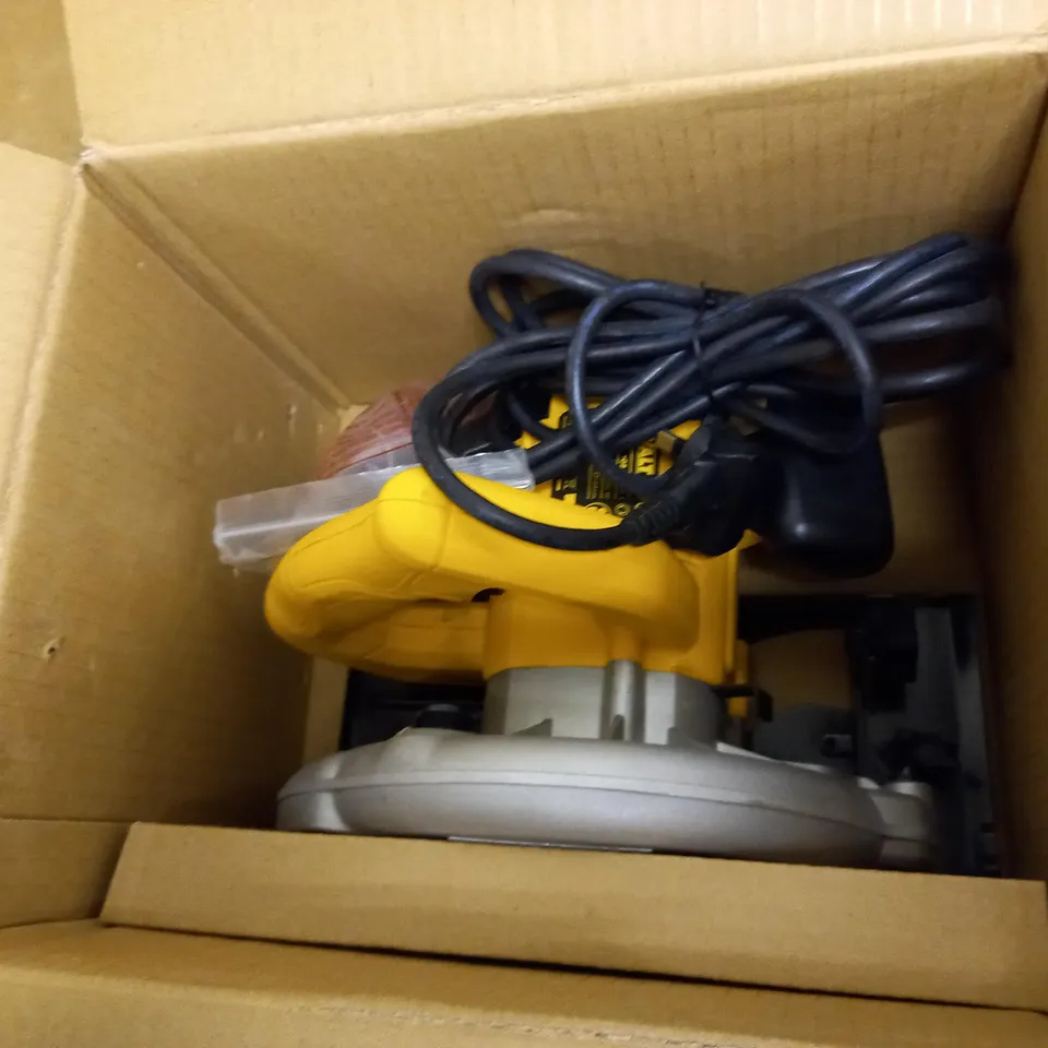DEWALT DWE560 1350W 184MM ELECTRIC CIRCULAR SAW 240V