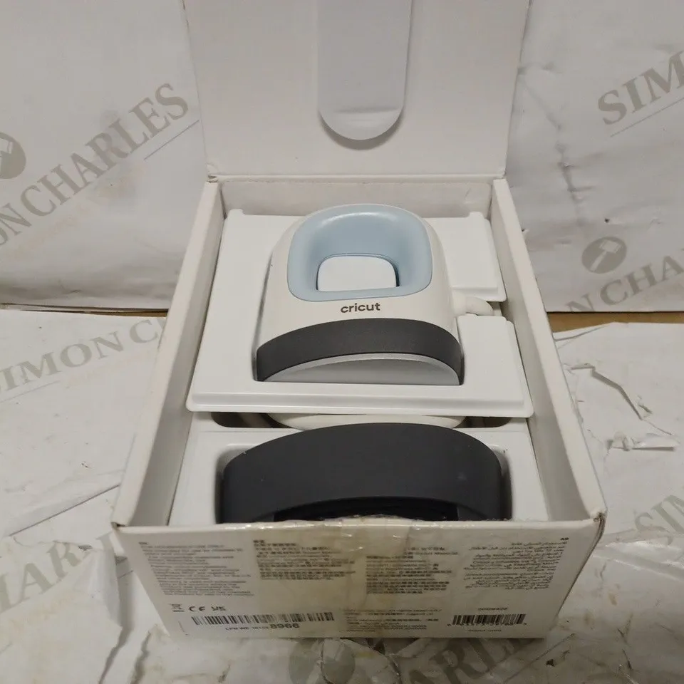 CRICUT EASYPRESS MINI 