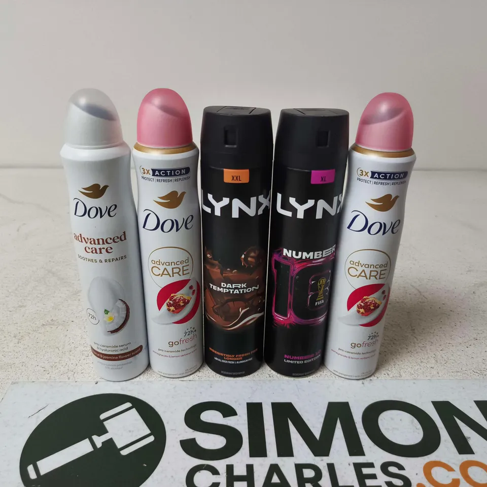 APPROXIMATELY 15 ASSORTED AEROSOLS TO INCLUDE LYNX , DOVE AND PAINT SPRAY