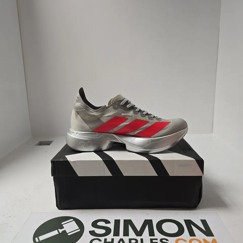 BOXED PAIR OF ADIDAS ADIZERO ADIOS TRAINERS SIZE UK 9