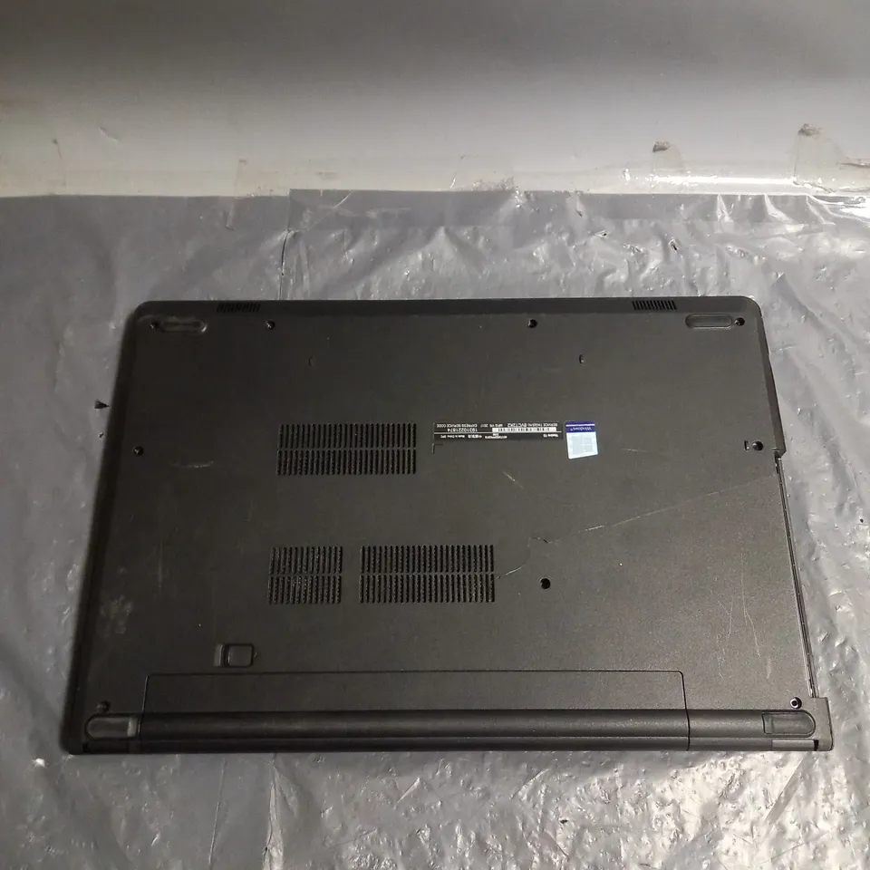 DELL VOSTRO 15 LAPTOP IN BLACK 