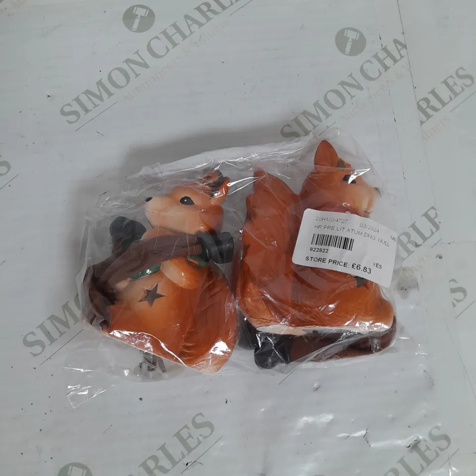 PRE-LIT DECORATIVE FOX AND RABBIT