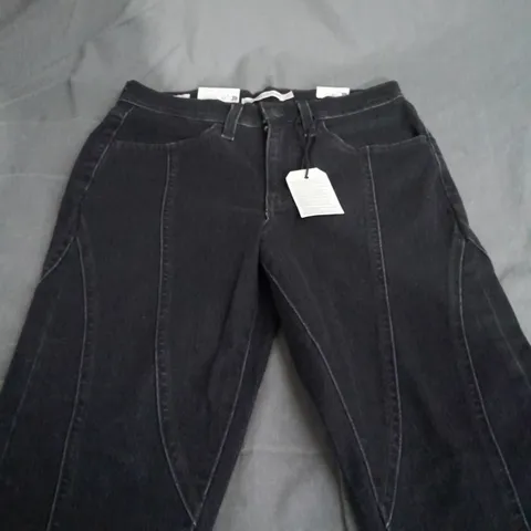 LEVIS 720 HIGH RISE SUPER SKINNY JEANS - SIZE 27W X 28L