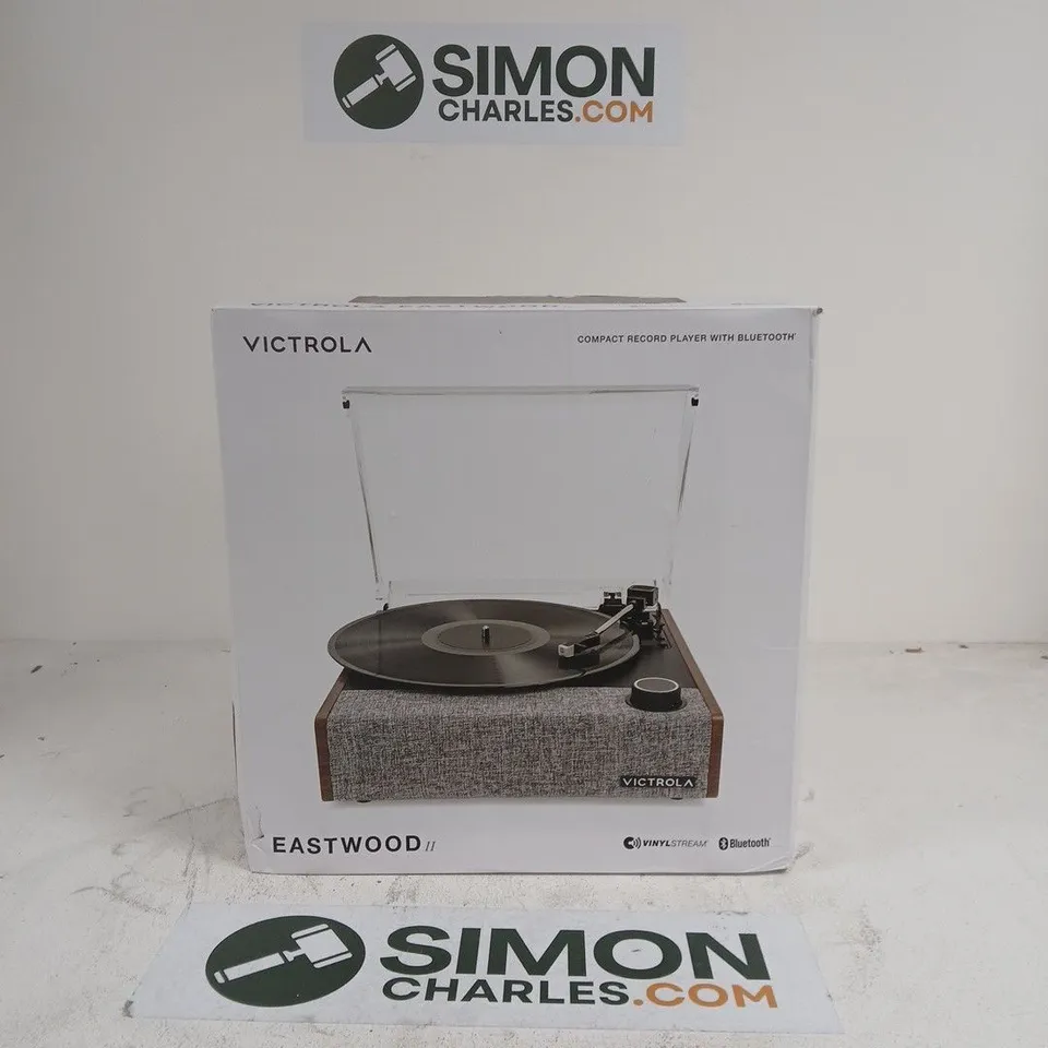 VICTROLA EASTWOOD II COMPACT RECORD PLAYER WITH BLUETOOTH