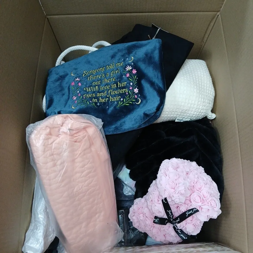 BOX OF APPROXIMATELY 20 ASSORTED HOUSEHOLD ITEMS TO INCLUDE KNITTING YARN, LED LAMP, BREASTMILK STORAGE BAGS, SHAMPOO SHIELD ETC