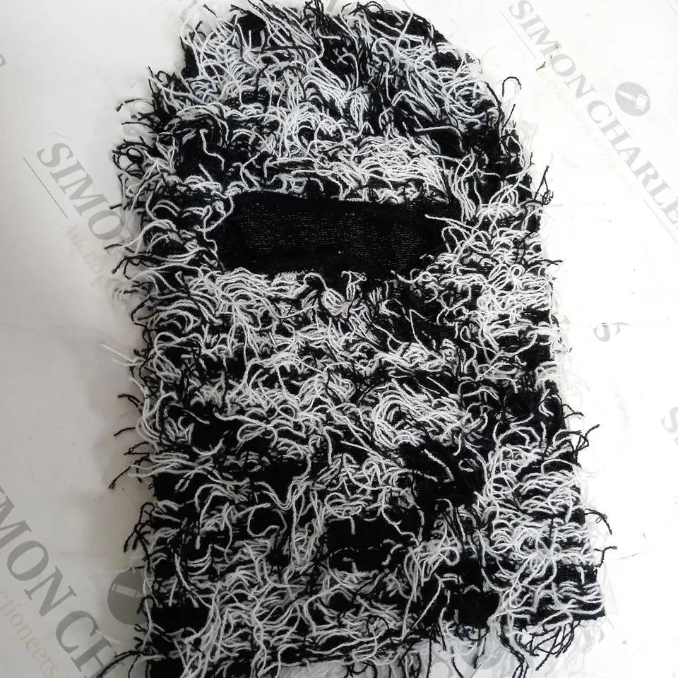UNBRANDED BALACLAVA WITH LOOSE WOOL DESIGN 