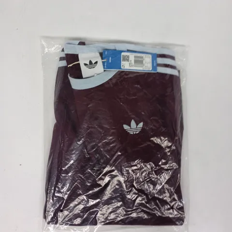BAGGED ADIDAS 3S CALI T-SHIRT IN MAROON SIZE XS