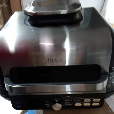 BOXED NINJA MAX HEALTH GRILL & AIR FRYER