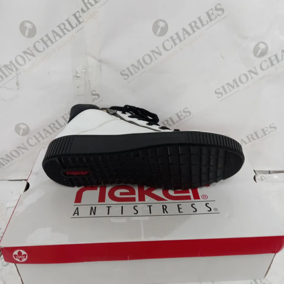 BOXED PAIR OF RIEKER HIGH TOP TRAINERS W. SIDE ZIP IN WHITE EU SIZE 40