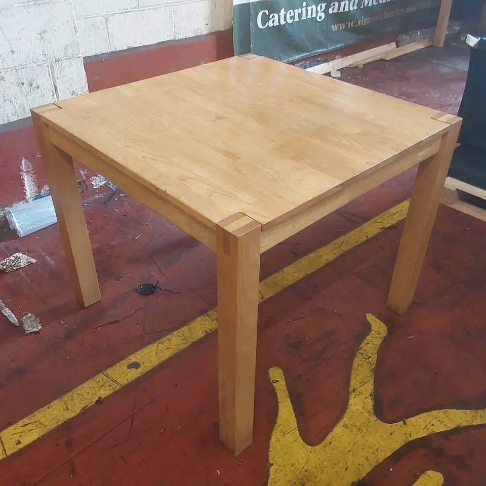 SOLID WOOD RESTAURANT DINING TABLE
