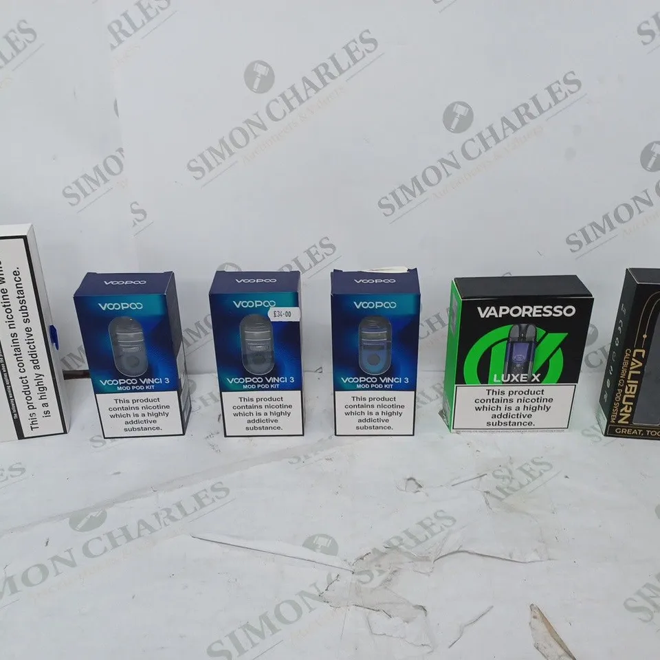 LOT OF APPROXIMATELY 10 BOXED E-CIGARETTES TO INCLUDE ASPIRE FLEXUS STIK, VAPORESSO GTX ONE, AND VOOPOO VINCI 3 ETC. 