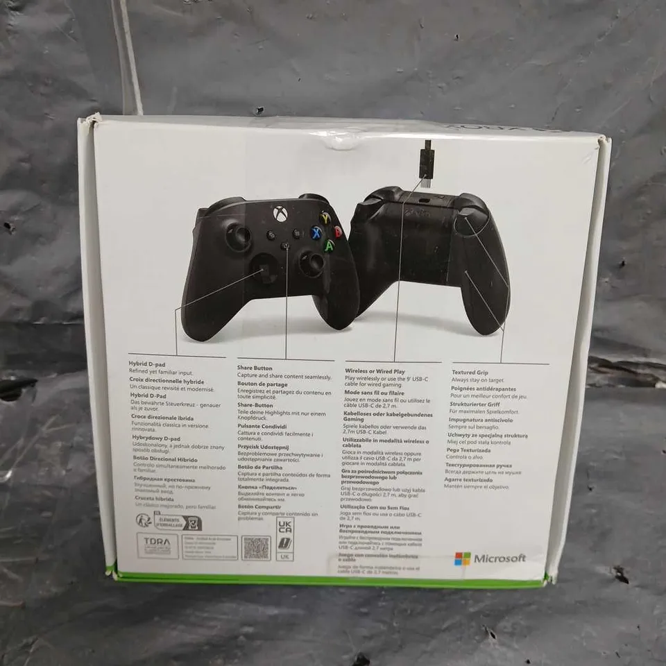 XBOX WIRELESS CONTROLLER WITH USB-C CABLE - CARBON BLACK RRP £49.99