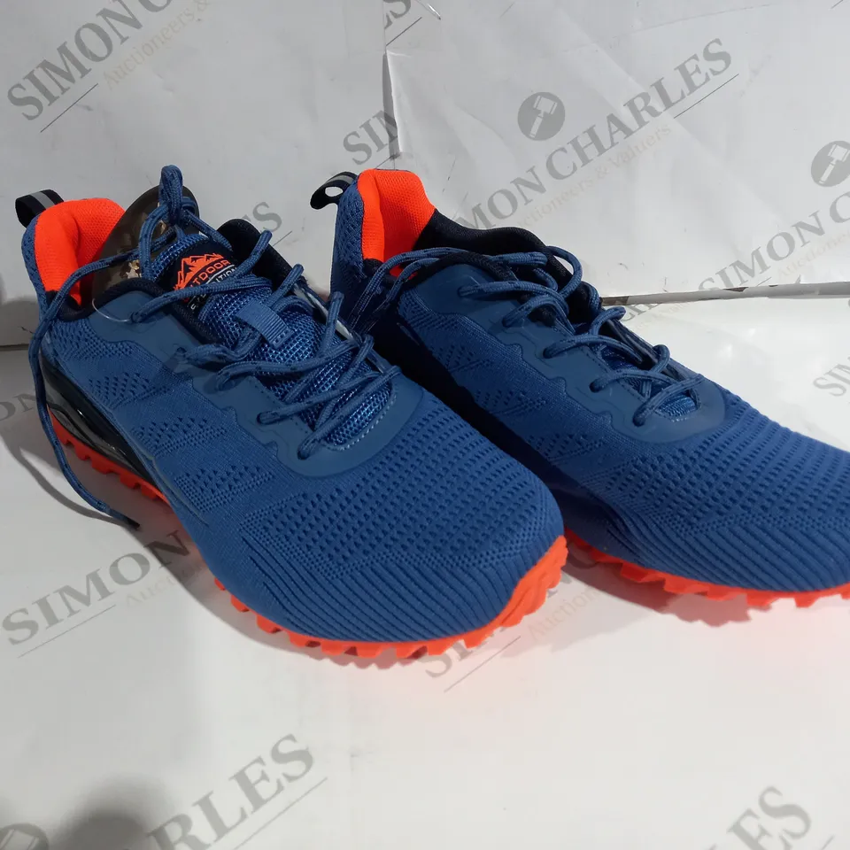 PAIR OF OUTDOOR EXPEDITION BLUE TRAINERS SIZE 42