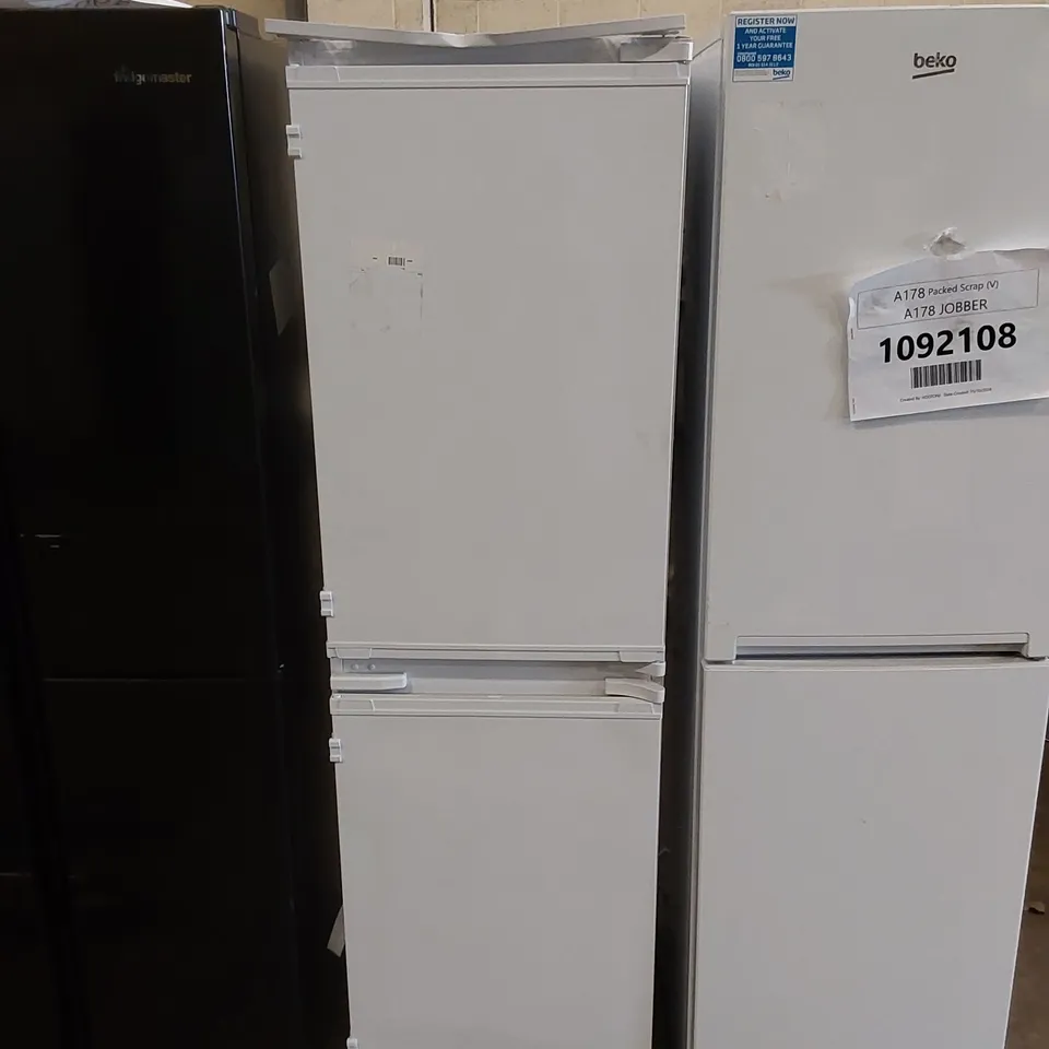 BEKO BCFD450 INTEGRATED COMBI FRIDGE FREEZER - UNPROCESSED RAW RETURN