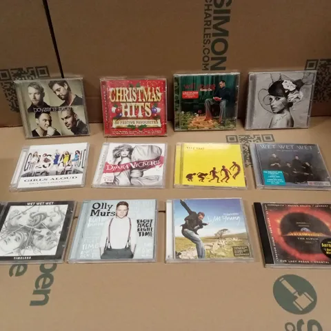 BOX TO CONTAIN A LARGE QUANTITY OF MUSIC CDs