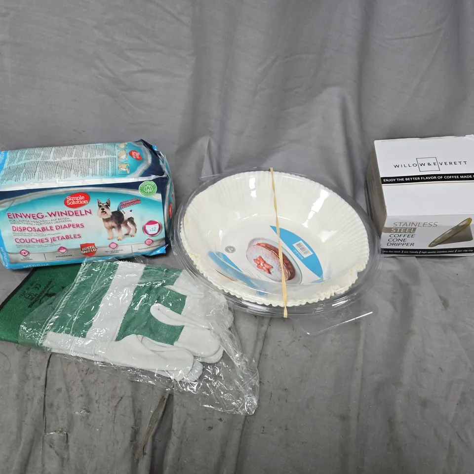 APPROXIMATELY 15 ASSORTED HOUSEHOLD PRODUCTS TO INCLUDE COFFEE CONE DRIPPER, DOG DIAPERS, WORK GLOVES, ETC