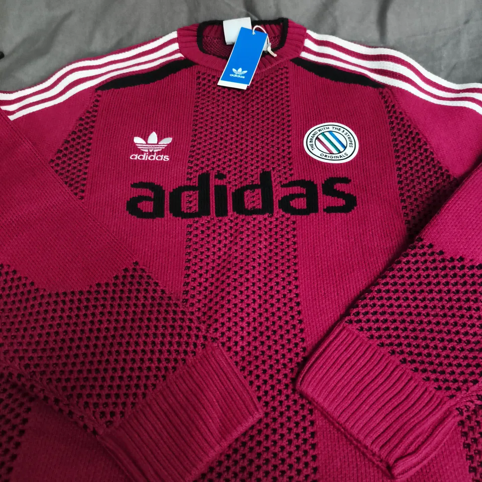 ADIDAS ORIGINALS KNIT JUMPER – SIZE M