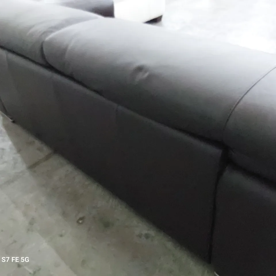 QUALITY ITALIAN DESIGNER ARIA THREE SEATER SOFA WITH ADJUSTABLE HEADRESTS BROWN LEATHER 