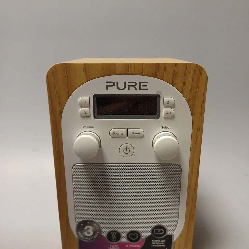 BOXED PURE EVOKE H2 RADIO 