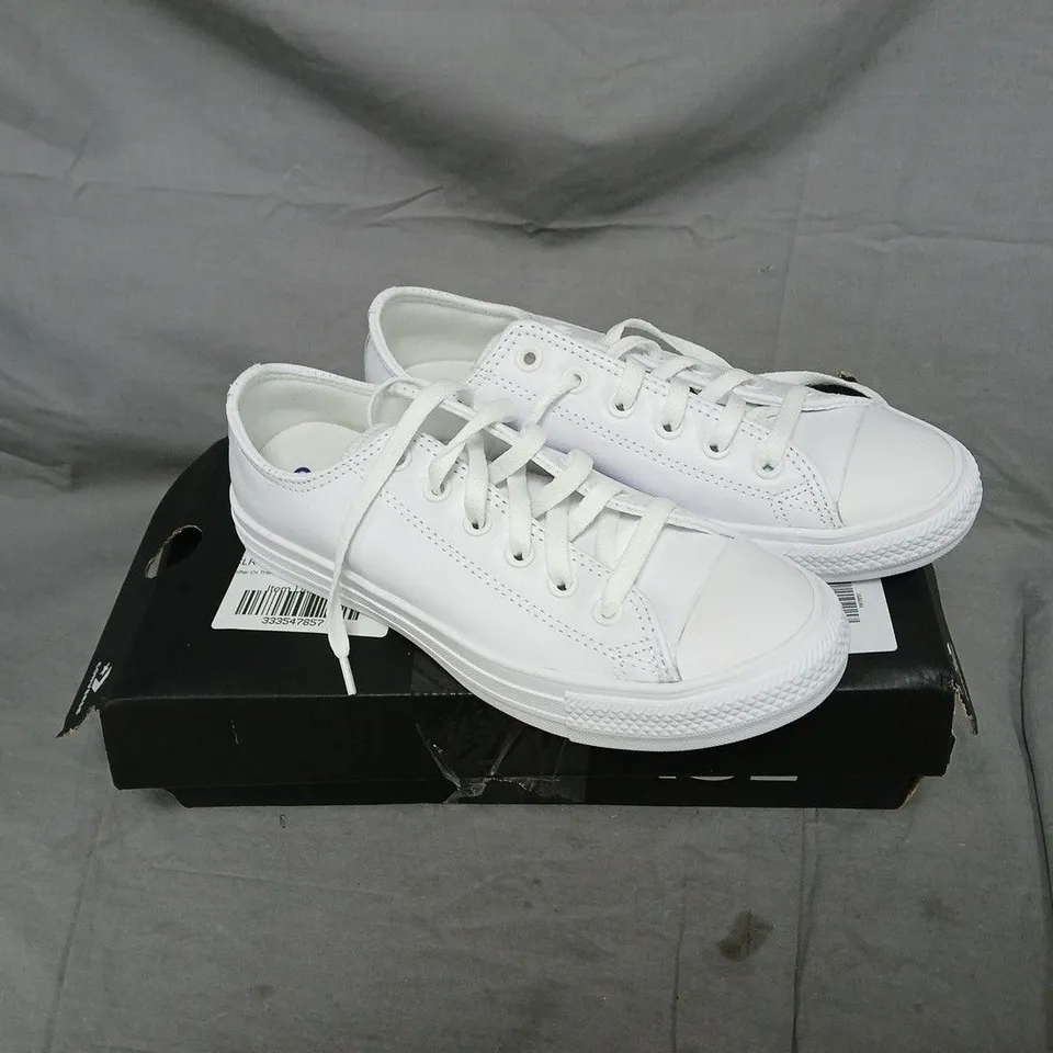 CONVERSE ALL STAR WHITE LOW-TOP TRAINERS UK SIZE 6.5