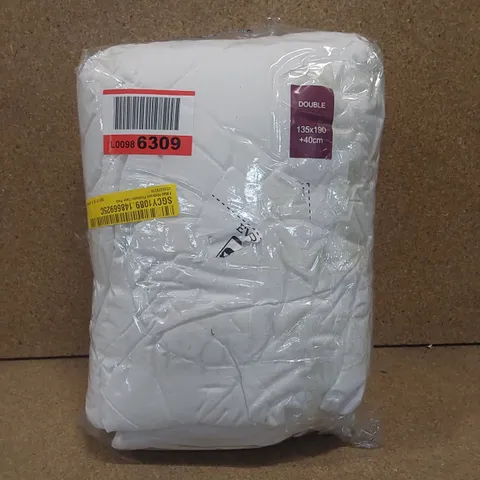 BAGGED HYPOALLERGENIC MATTRESS PROTECTOR // SIZE: DOUBLE