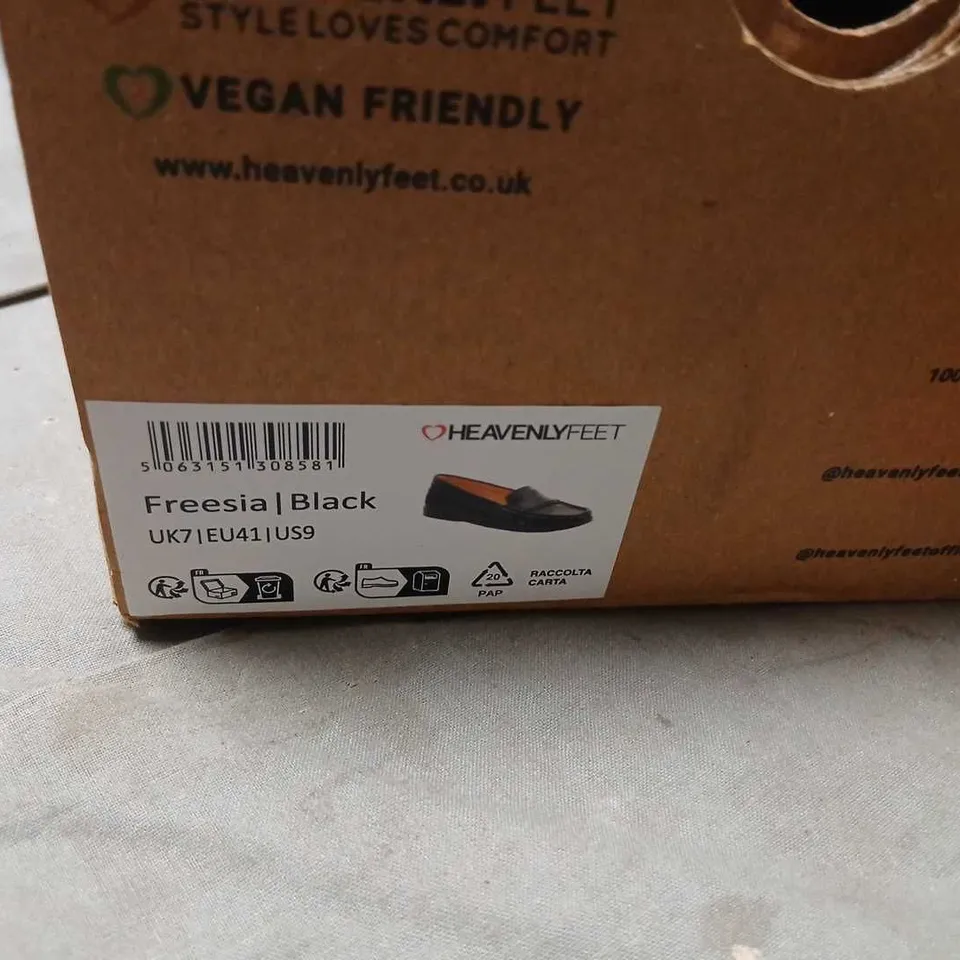 HEAVENLY FEET FREESIA BLACK WOMEN'S LOAFERS – UK 7 (EU 41, US 9)