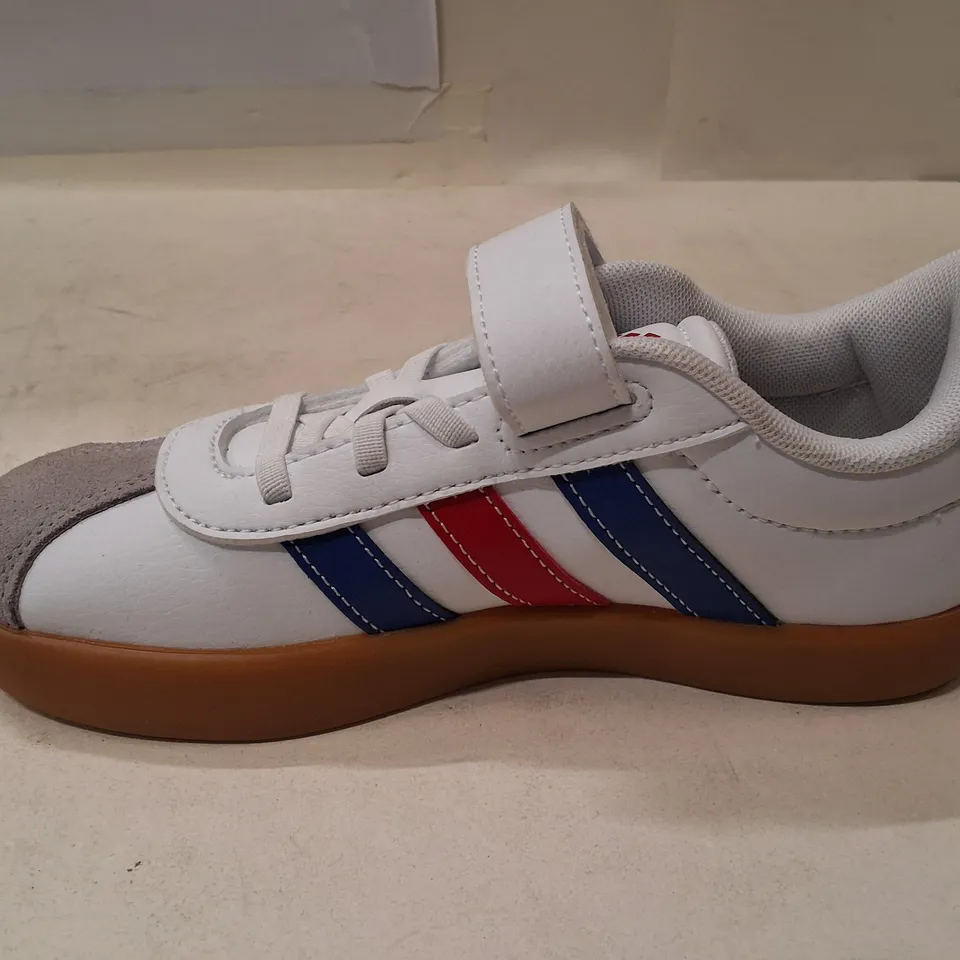 ADIDAS KIDS WHITE TRAINERS WITH VELCRO STRAPS – UK 1, BLUE/RED STRIPES