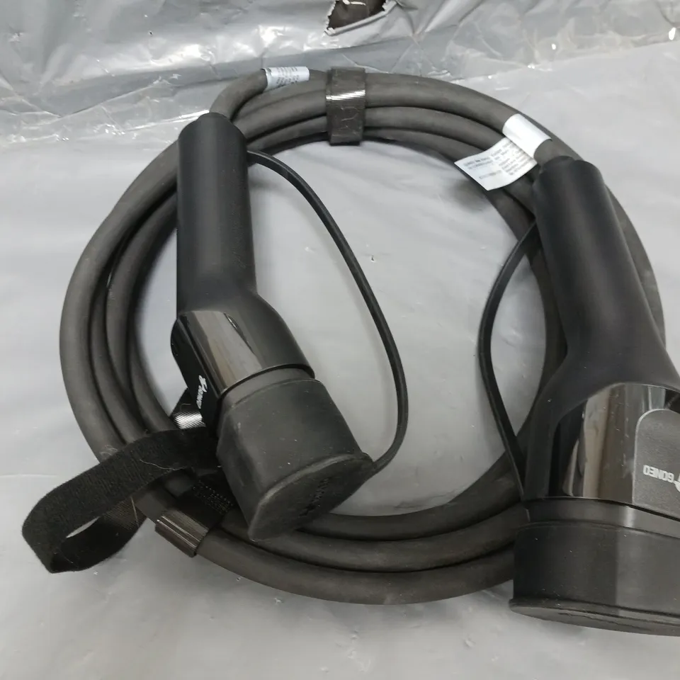 BOXED GONEO EV CHARGING CABLE (TYPE 2 MALE TO TYPE 2 FEMALE)