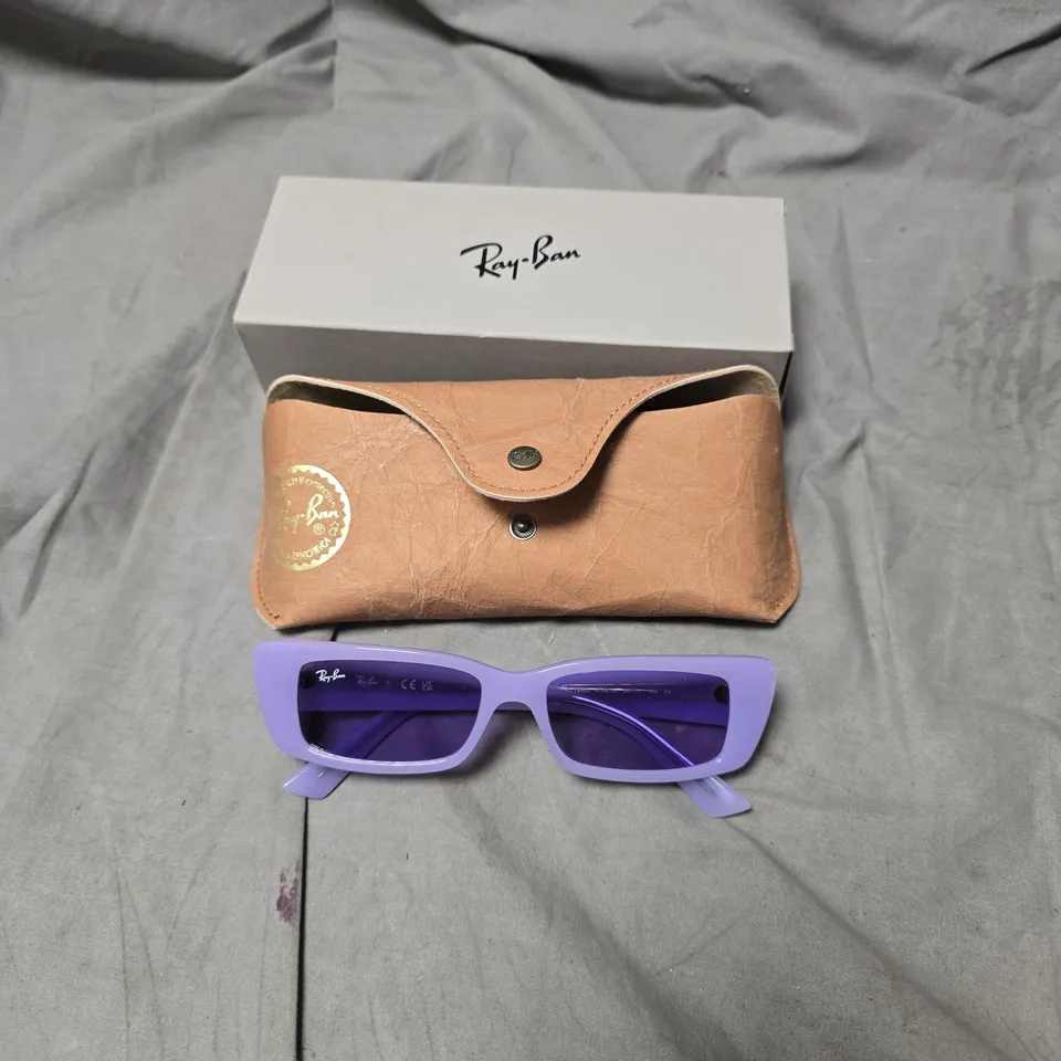 RAY-BAN ORB4425 LILAC FRAME SUNGLASSES WITH PURPLE LENSES – BOXED