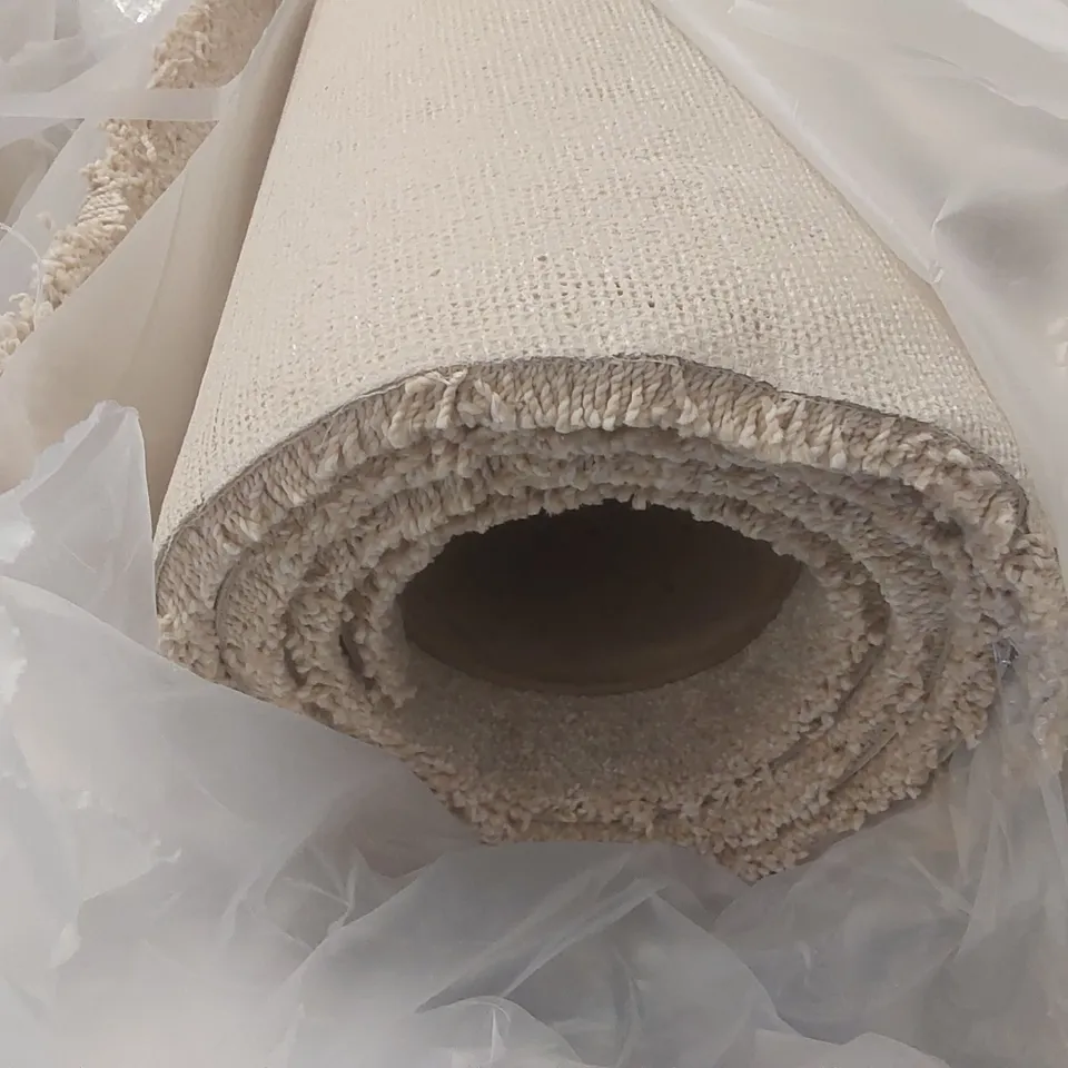 ROLL OF QUALITY FIRST IMPRESSIONS CLEAN CUT CARPET - APPROXIMATELY 2 x 5m