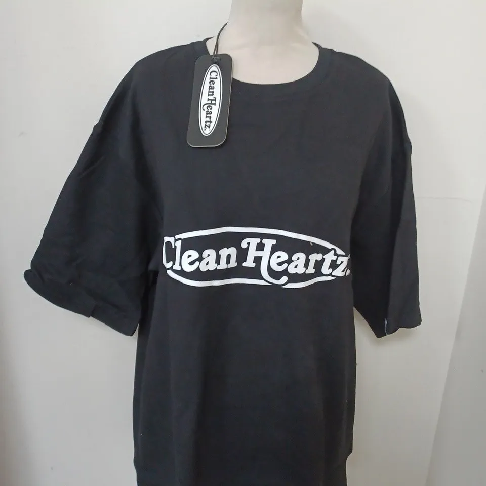 CLEAN HEARTZ SLOGAN T-SHIRT SIZE L