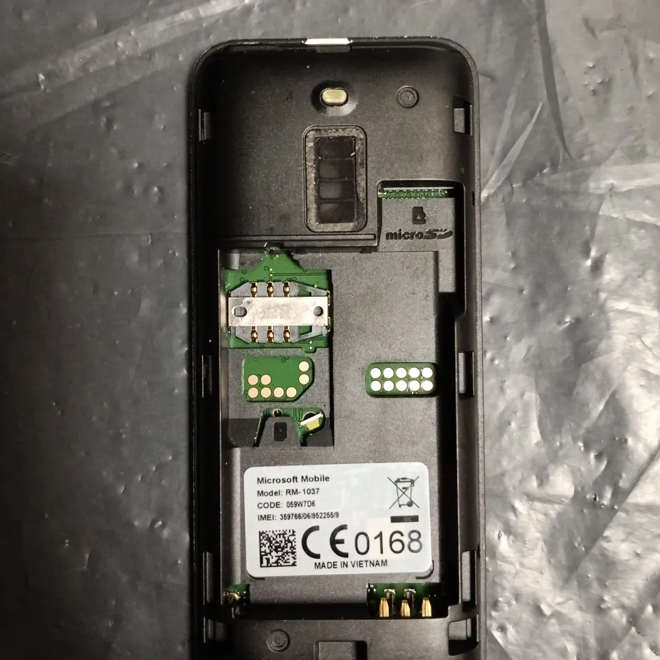 NOKIA RM-1037 MOBILE PHONE 