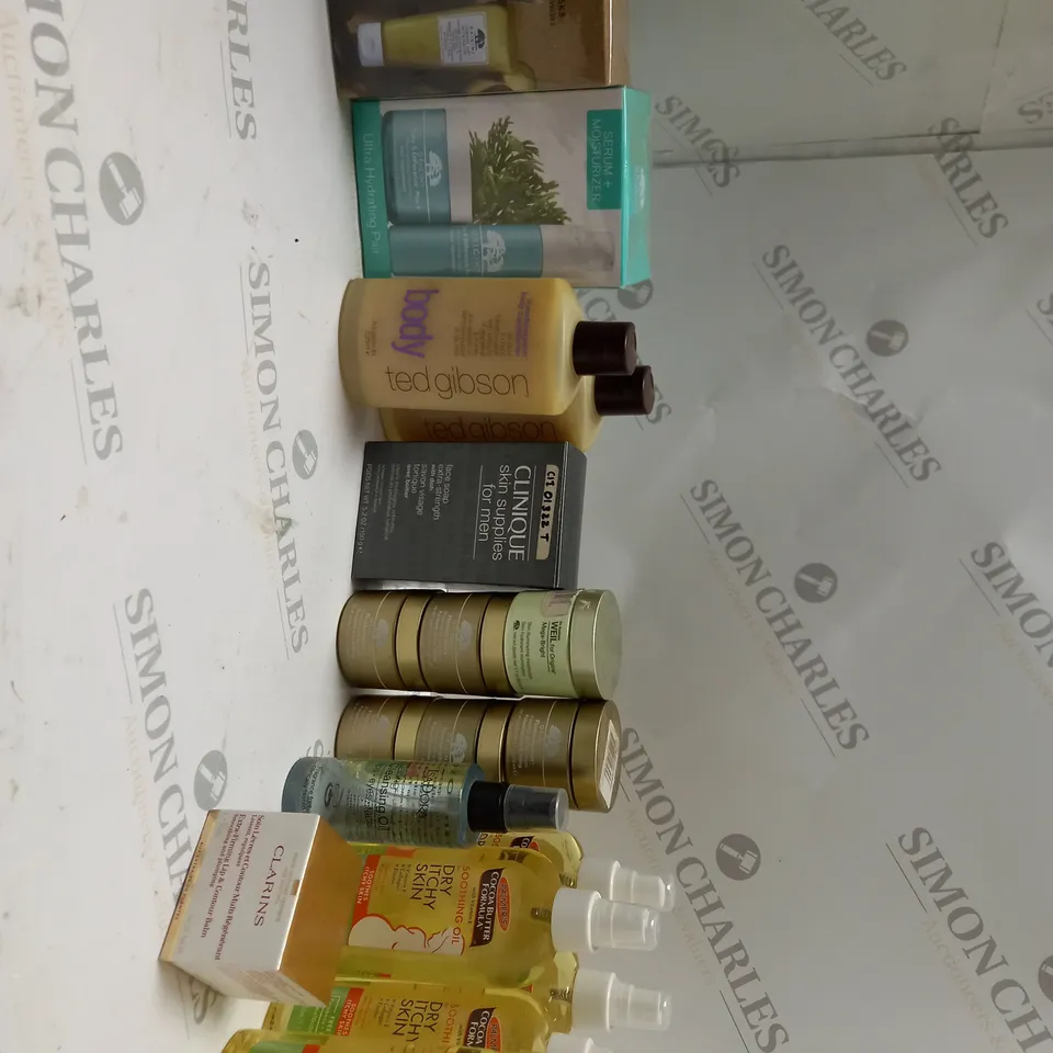 LOT OF APPROX 20 TO INCLUDE CLINIQUE FACE SOAP , TRANSFORMATION BODY CONDITIONER , ETC