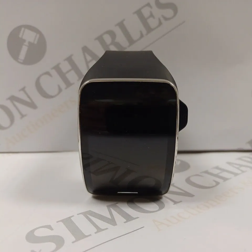 SAMSUNG GEAR S IN BLACK