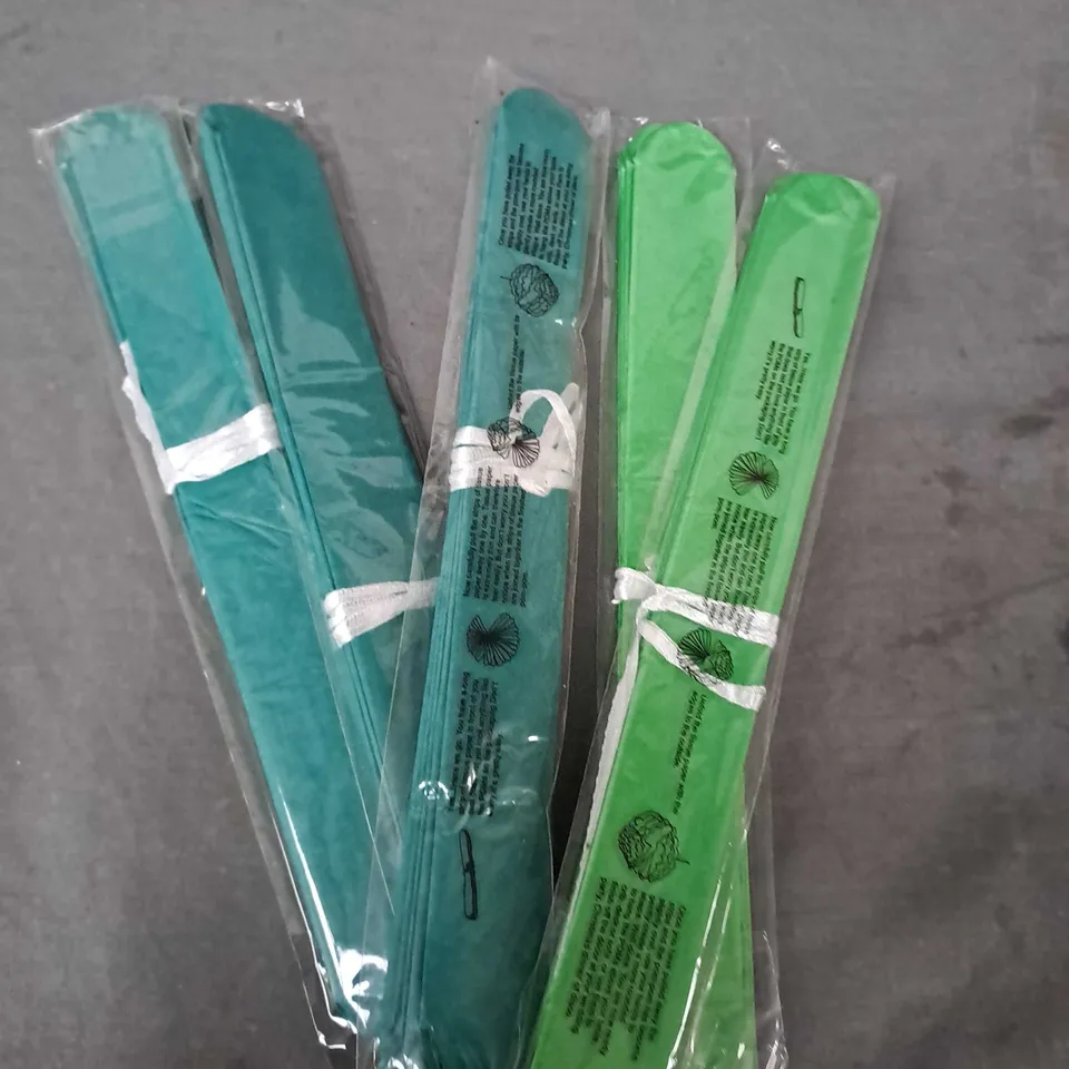 BOX OF APPROX 1000 POMS IN DARK AND LIGHT GREEN 