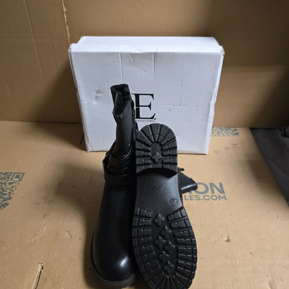 EMMA SHOES – WOMEN'S BLACK LEATHER ANKLE BOOTS WITH STRAPS - SIZE UK 5