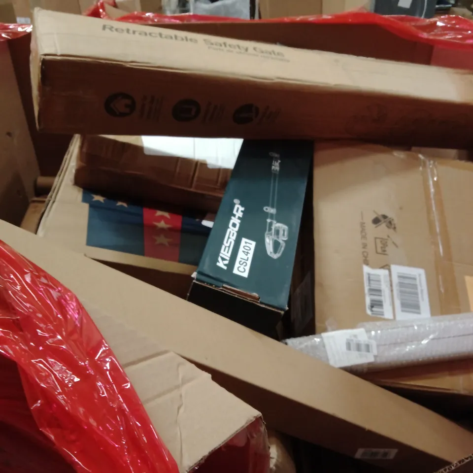 PALLET OF ASSORTED HOUSEHOLD GOODS AND PRODUCTS TO INCLUDE;HEDGE TRIMMER, RETRACTABLE SAFETY GATE,ROLLER BLINDS