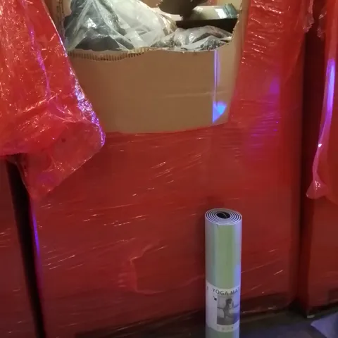 PALLET OF ASSORTED HOUSEHOLD GOODS AND PRODUCTS TO INCLUDE;YOGA MAT,BACKPACK