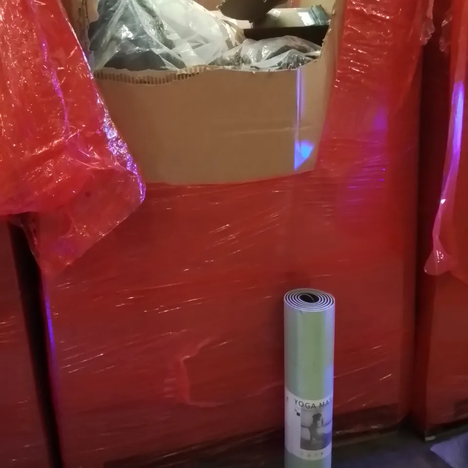 PALLET OF ASSORTED HOUSEHOLD GOODS AND PRODUCTS TO INCLUDE;YOGA MAT,BACKPACK 